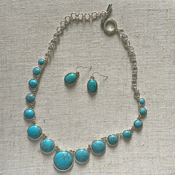 Chaps Jewelry - NWOT Turquoise Necklace & Earring Set